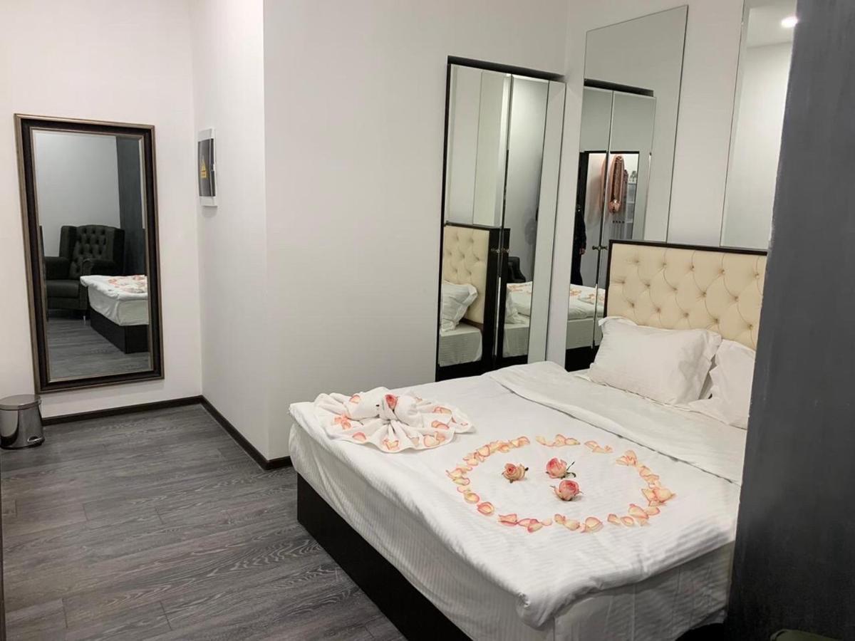 It Hotel Tumanyan Street Jereván Kültér fotó